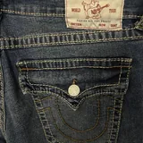 Джинсы True Religion, Levi’s 3