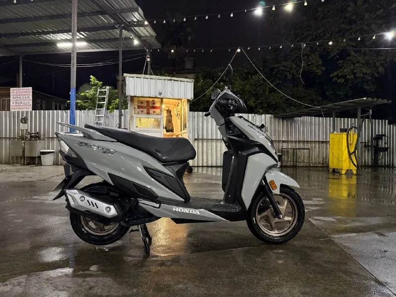 Мопед Honda Dio Smart 1