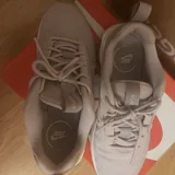 Кроссовки Nike 2