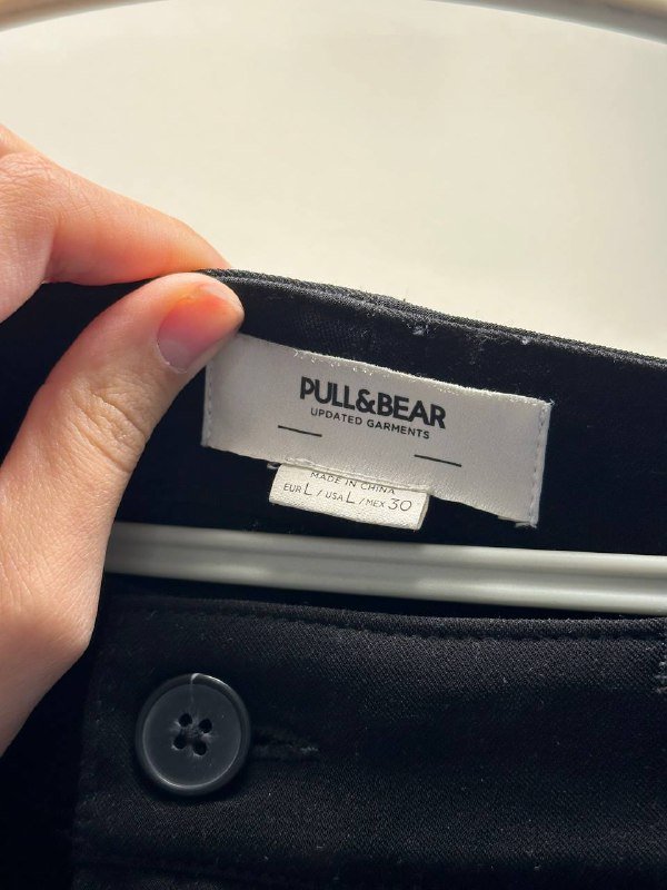 рубашка, платье Colin’s, юбка UNIQLO, свитшот, брюки Pull&Bear 8