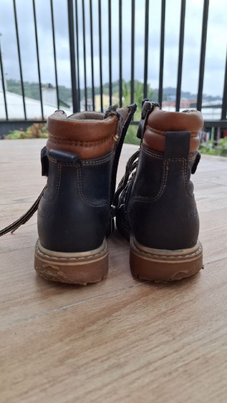 Детские ботинки 27 размер 3