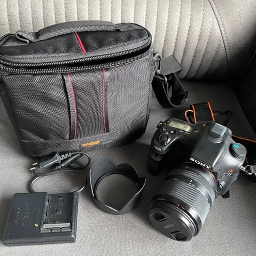 Фотокамера Sony A77, объектив 18-135mm, сумка