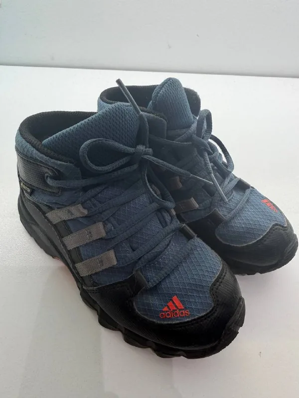 Детские ботинки Adidas Terrex, 26 размер 1