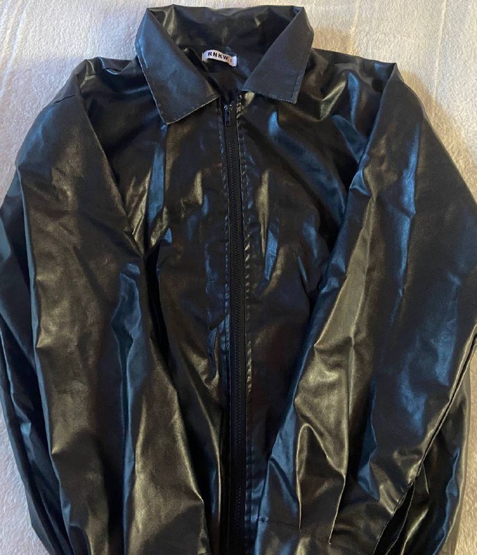 Кожаная куртка тонкая XL