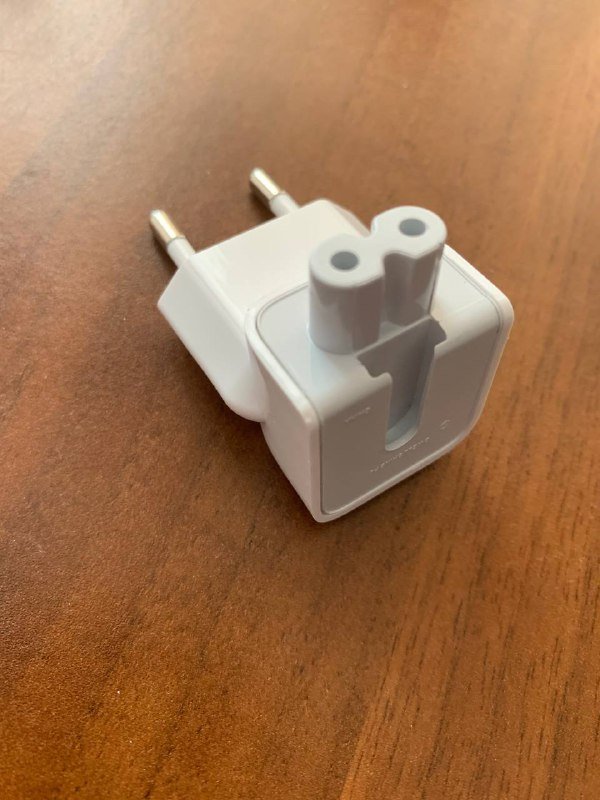 Адаптер переходник на европейскую розетку для зарядного Apple 3