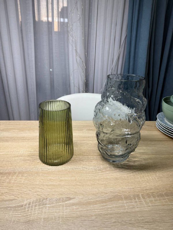 электрогриль, тарелки сервировочные, салатница, сковородка, вазы 4