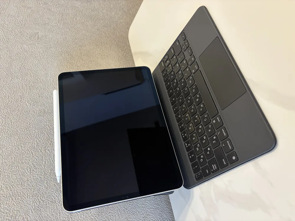 iPad Pro 11 128GB Wi-Fi M2, Apple Magic Keyboard, Apple Pencil 2 1