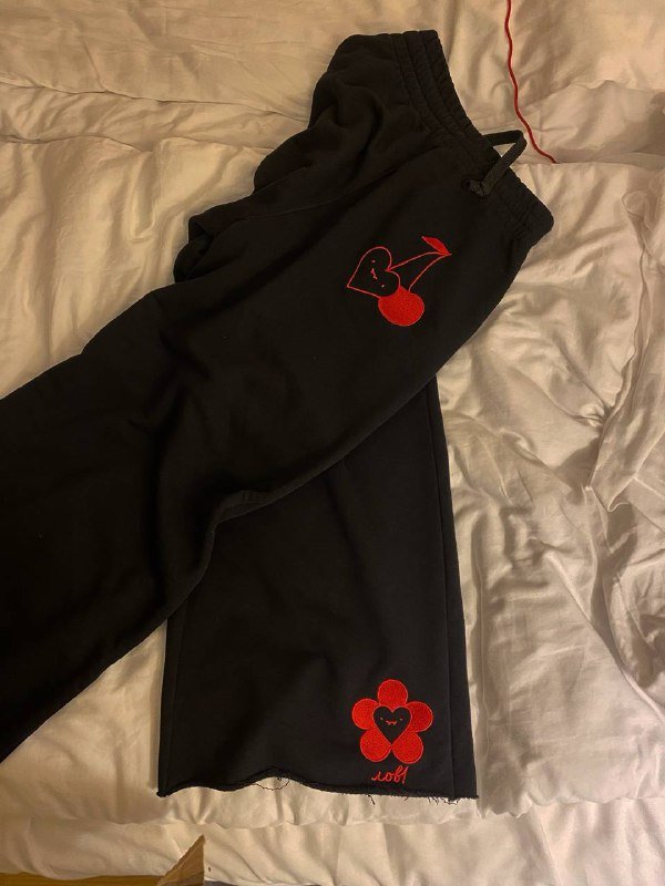 краска акриловая, шпатлевка мебельная, пояс, купальник, боди, рубашка, брюки Nike, брюки Awaystland 9