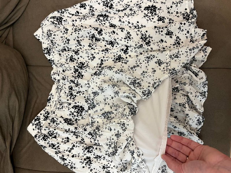 Юбка Uniqlo, женская футболка 2