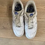 Кроссовки Nike 4