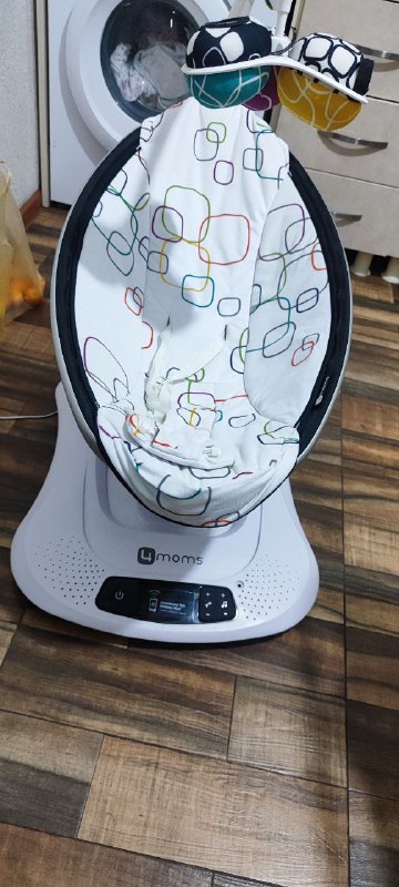 Качели 4moms почти новые 3