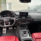 Audi SQ5 8