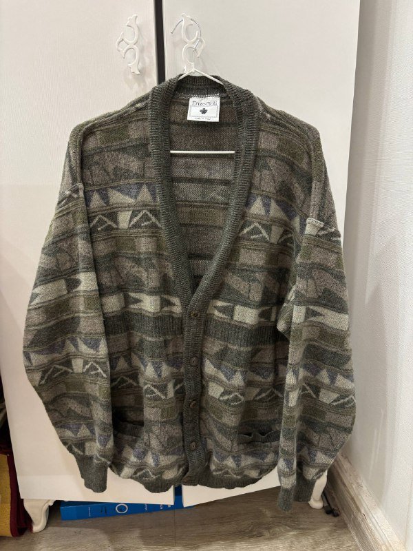 Винтажный кардиган XL, сделан в Италии