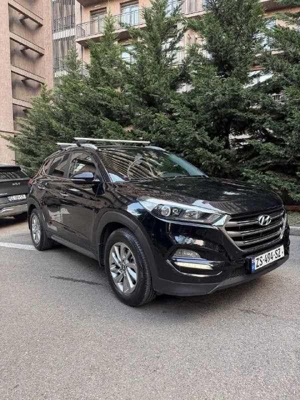 Hyundai Tucson 1