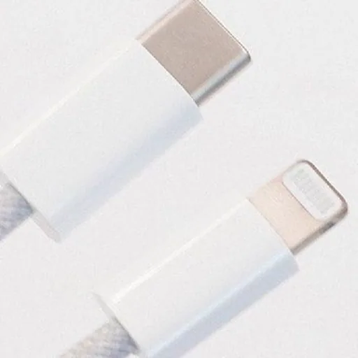 Apple USB-C to Lightning кабель, Lightning to 3.5 jack, OnePlus USB-C