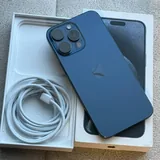 iPhone 15 Pro Max 256 GB 4