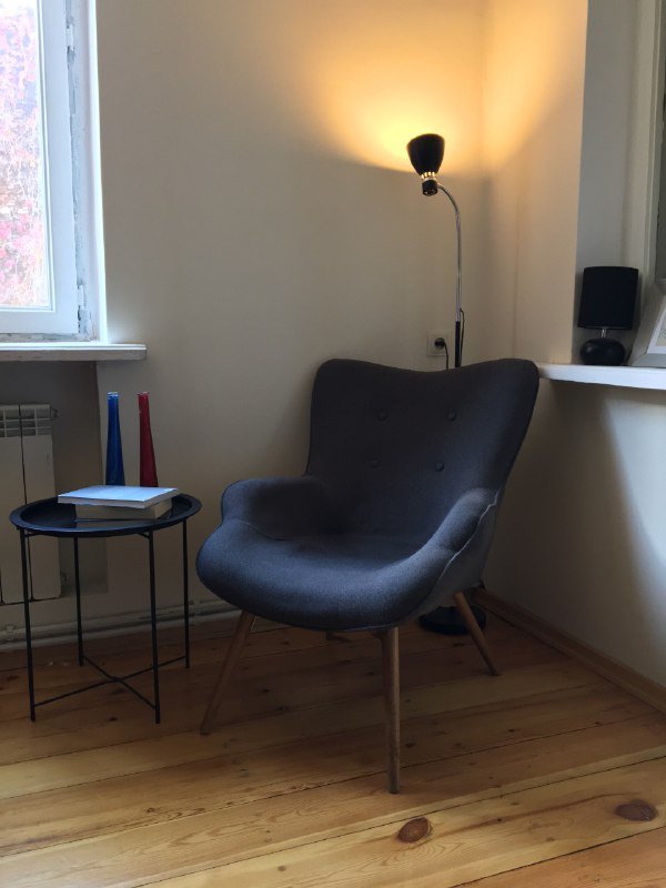 Кресло из юска, стул ссср, стул винтаж, зеркало, столик, коврик, лампа ночник, торшер