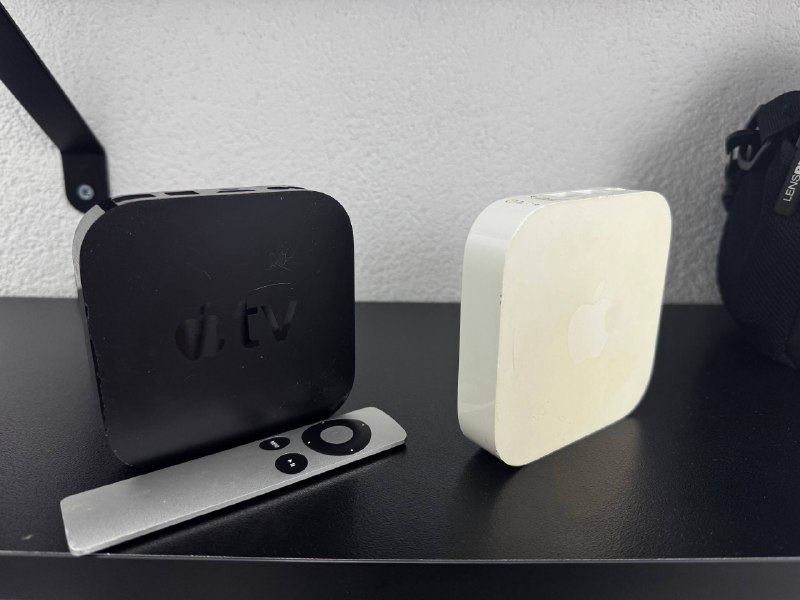 Apple TV 3 поколения, Apple AirPort Express