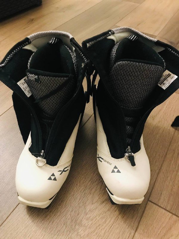 Ботинки лыжные FISCHER для беговых лыж 39р 3