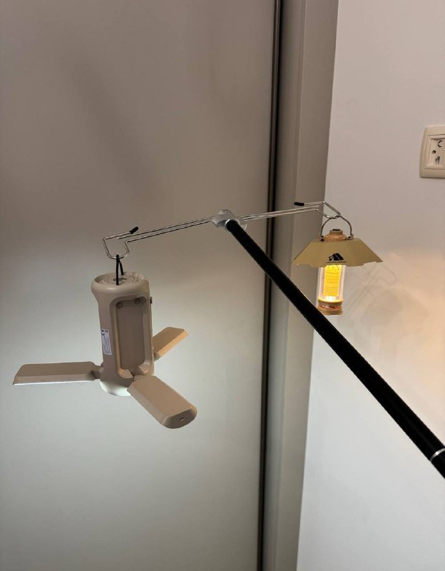 Кемпинговое освещение с лампой и штативом 2