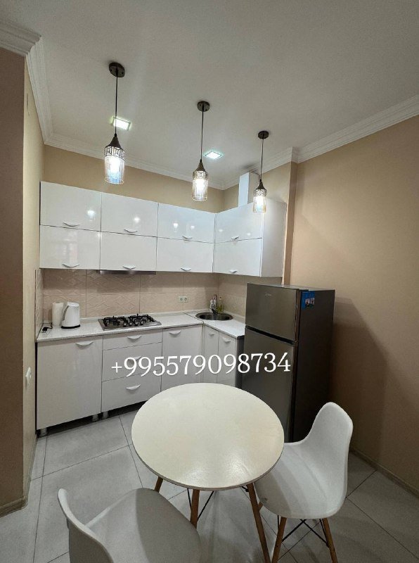 2-х комнатная квартира с отдельной спальней у Парка 6 Мая 6