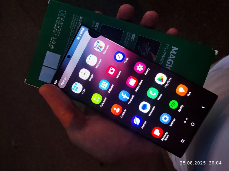 Samsung S22 Ultra американская версия 8/128 6