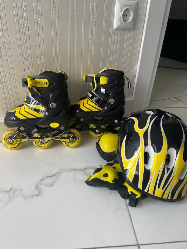 Детские роликовые коньки регулируемые с защитой