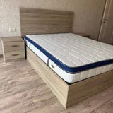 Двуспальная кровать с двумя прикроватными тумбами 1