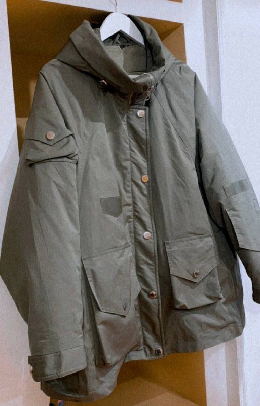 Новая куртка с теплым подкладом L, XL