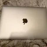 MacBook Air 13 M1, Google Pixel 6 1