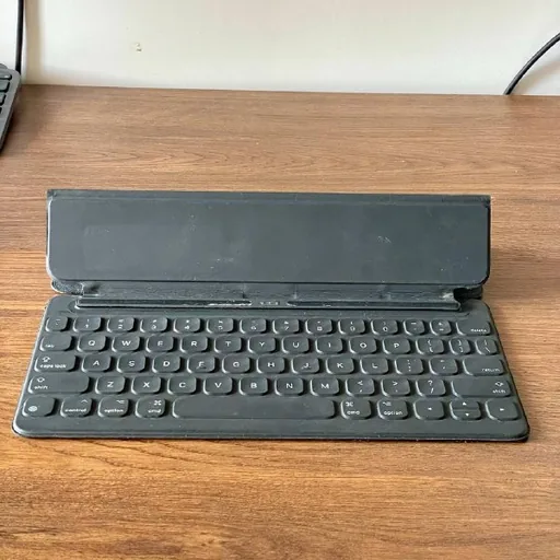 Apple Smart Keyboard-чехол для iPad