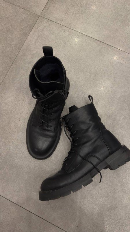 Мужские ботинки с легким утеплением размер 39