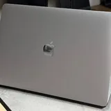 iPhone 13 Pro, MacBook Air M1 5