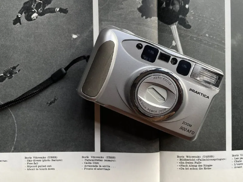 Praktica Zoom 900 AFD плёночная камера 1