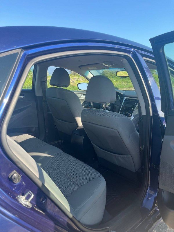 Hyundai Sonata 2012 седан 7