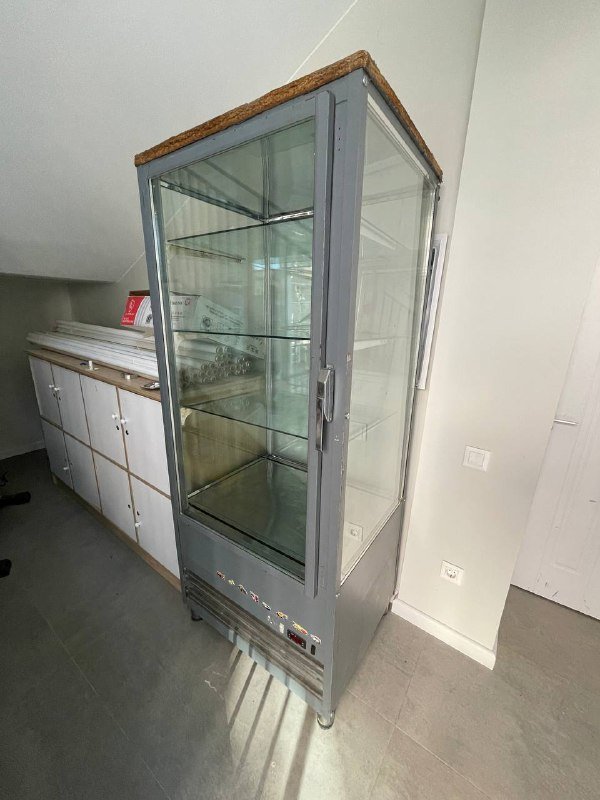 Холодильная витрина, холодильник