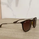 Ray Ban Erika очки, панама Adidas, аниме фигурка 3