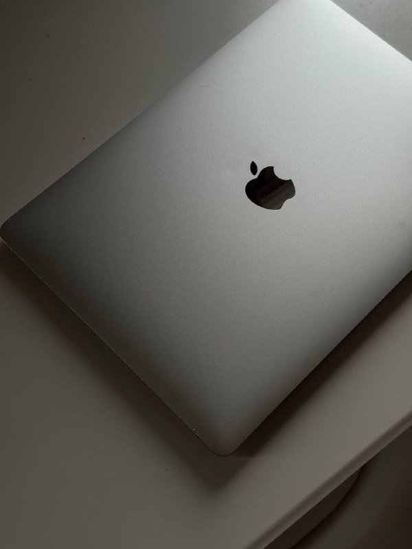 MacBook Air M1 2020