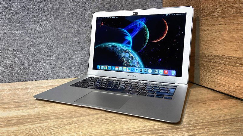 MacBook Air 13" 2014 i5 4GB 128GB