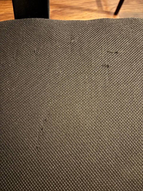 Стол, офисный стул, подставка под телефон 4