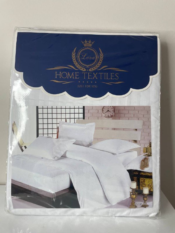 Новое белое постельное бельё