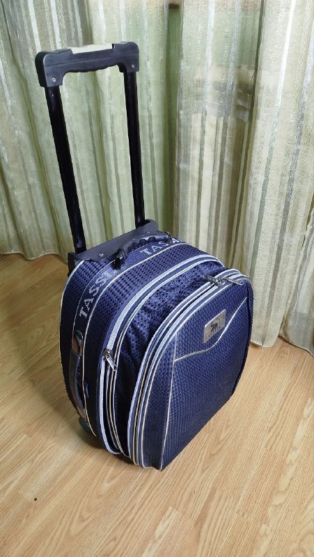 Двухсекционный чемодан 60×40×25 см