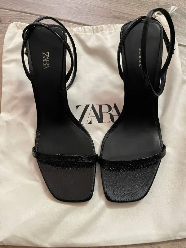 Босоножки Zara 1