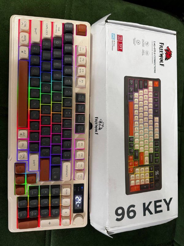 Беспроводная клавиатура Firewolf с RGB подсветкой