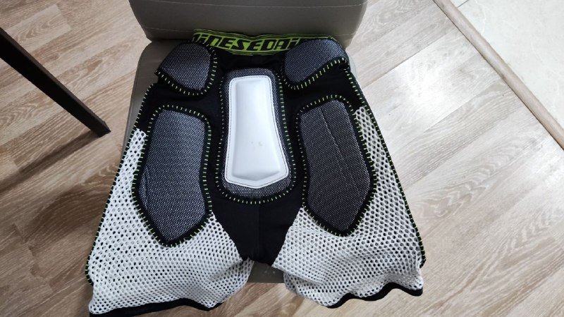 Штаны горнолыжные, подштанники, лыжи с ботинками 6