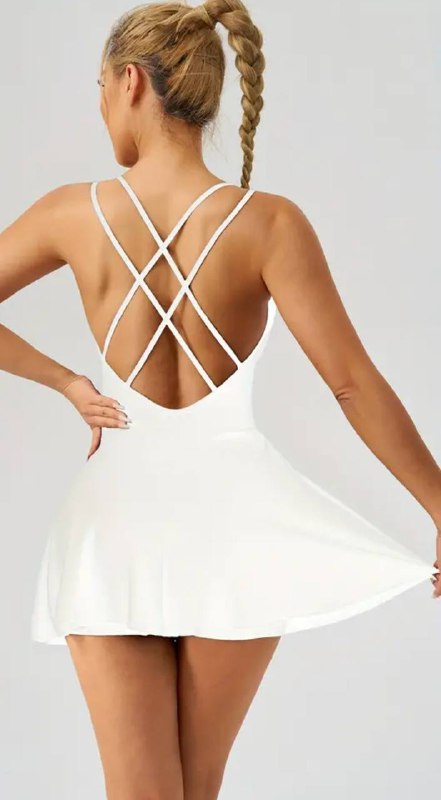 Новое спортивное платье с шортами Размер С 2