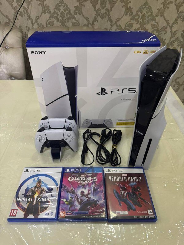 PlayStation 5 Slim Disk версия, 2 контроллера, игры, зарядка