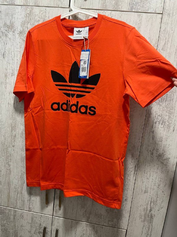 серая кофта adidas, оранжевая кофта adidas 3