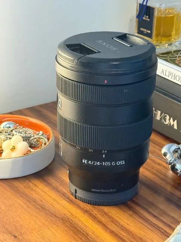 Объектив Sony 24-105 f4 1