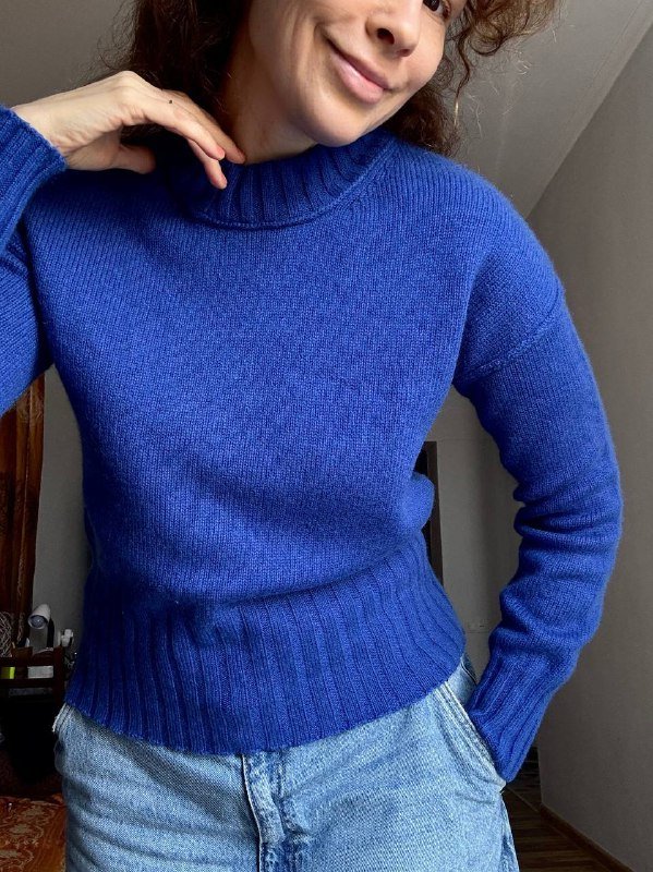 Синий свитер Peter Hahn, винтажный кардиган Your SIXTH SENSE